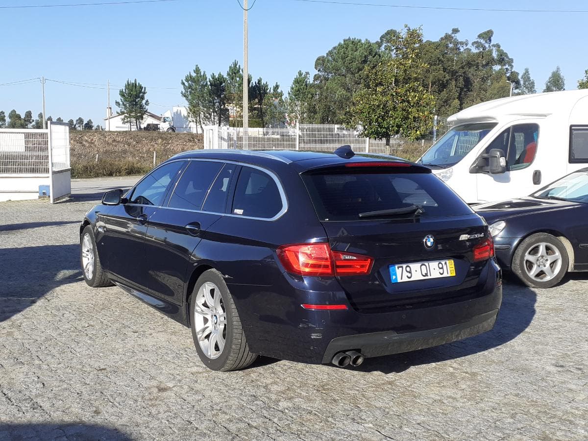 BMW 520 D Kit M · Ano 2013 — imagem 4