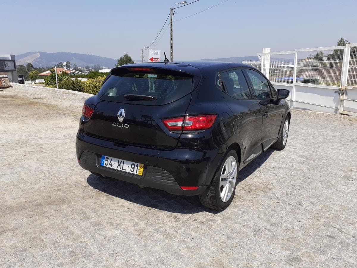 Renault Clio · Año 2015 — imagen 6