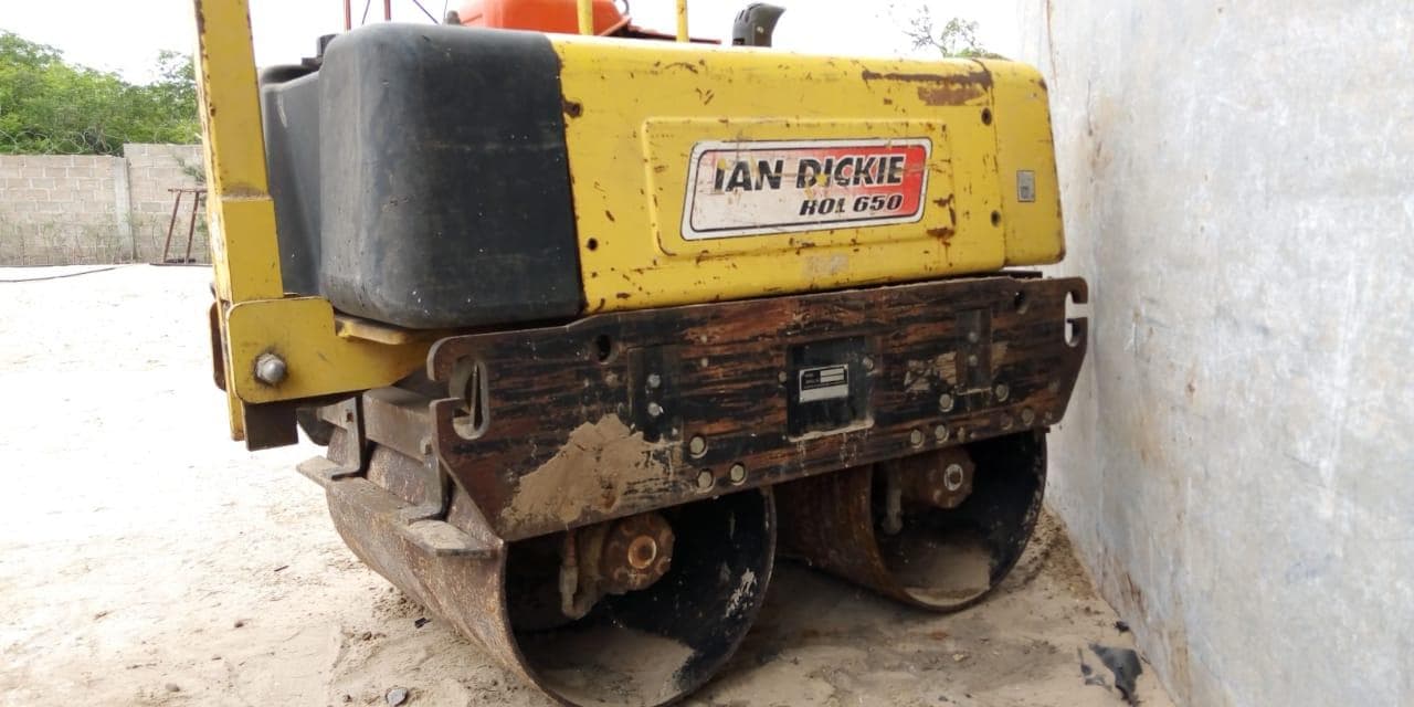 Cilindro Ian Dickie ROL650DK. · — imagen 1