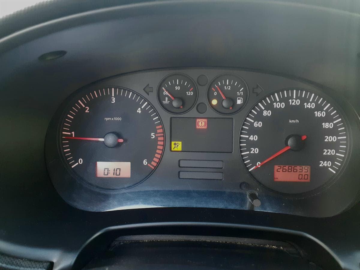 Seat Leon 1.9 TDI · Ano 2003 — image 11