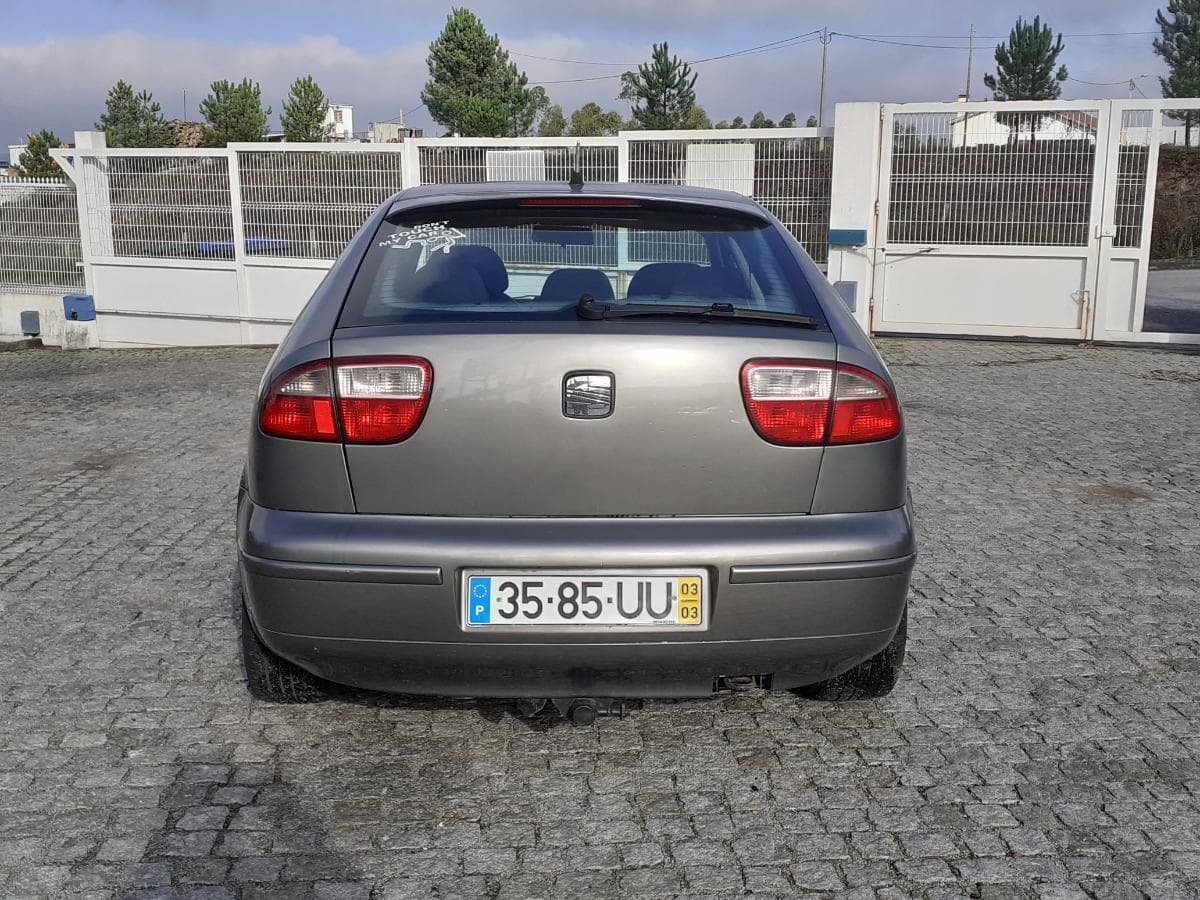 Seat Leon 1.9 TDI · Ano 2003 — image 5