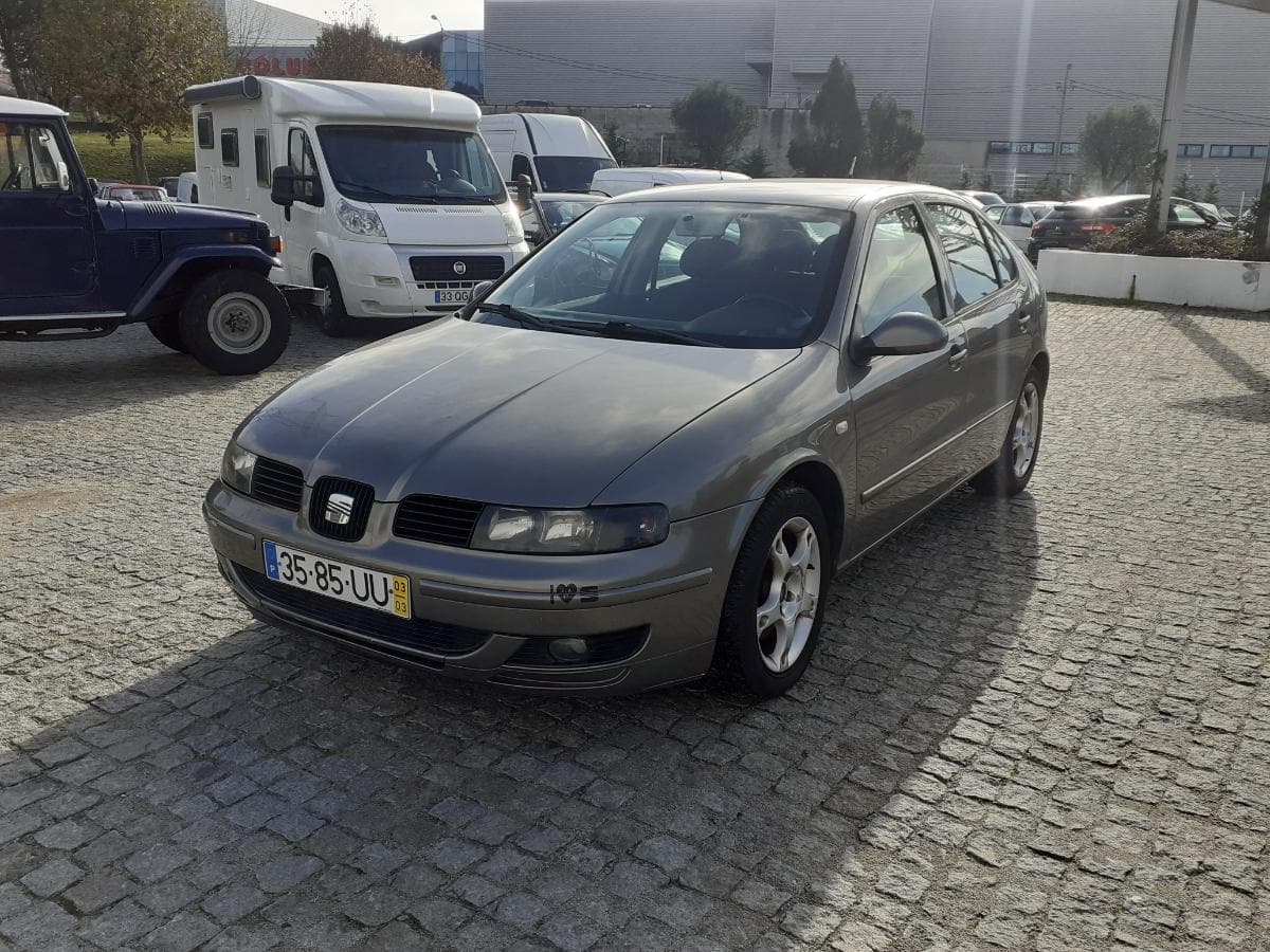 Seat Leon 1.9 TDI · Ano 2003 — image 3
