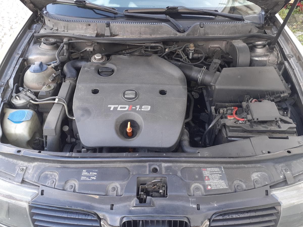 Seat Leon 1.9 TDI · Ano 2003 — image 18