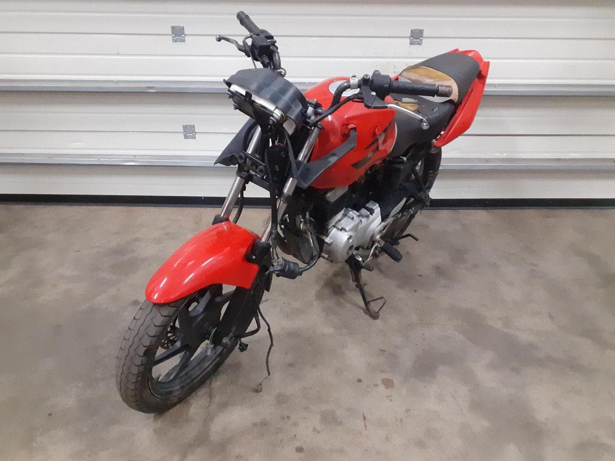 Honda CBF · Ano 2010 — imagen 2