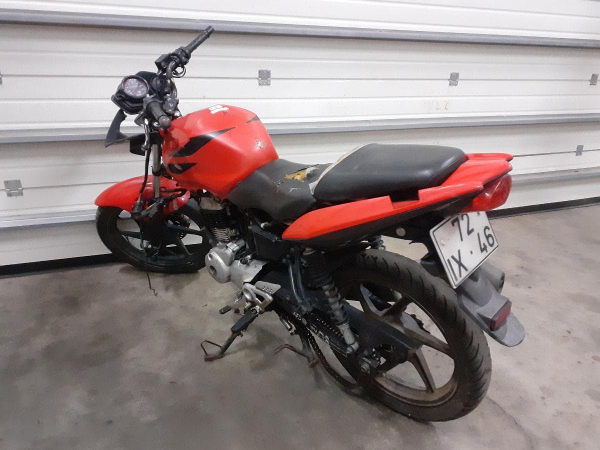 Honda CBF · Ano 2010 — imagen 4