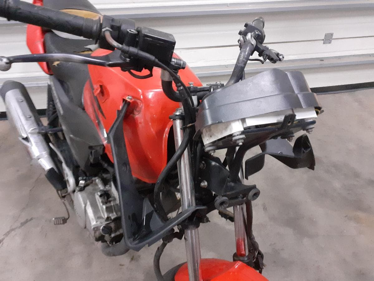 Honda CBF · Ano 2010 — imagen 7