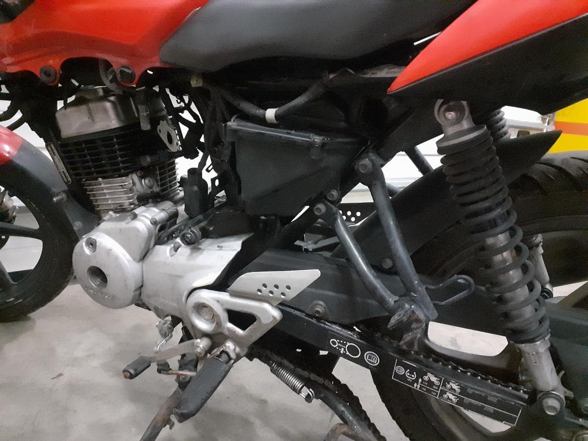 Honda CBF · Ano 2010 — imagen 8