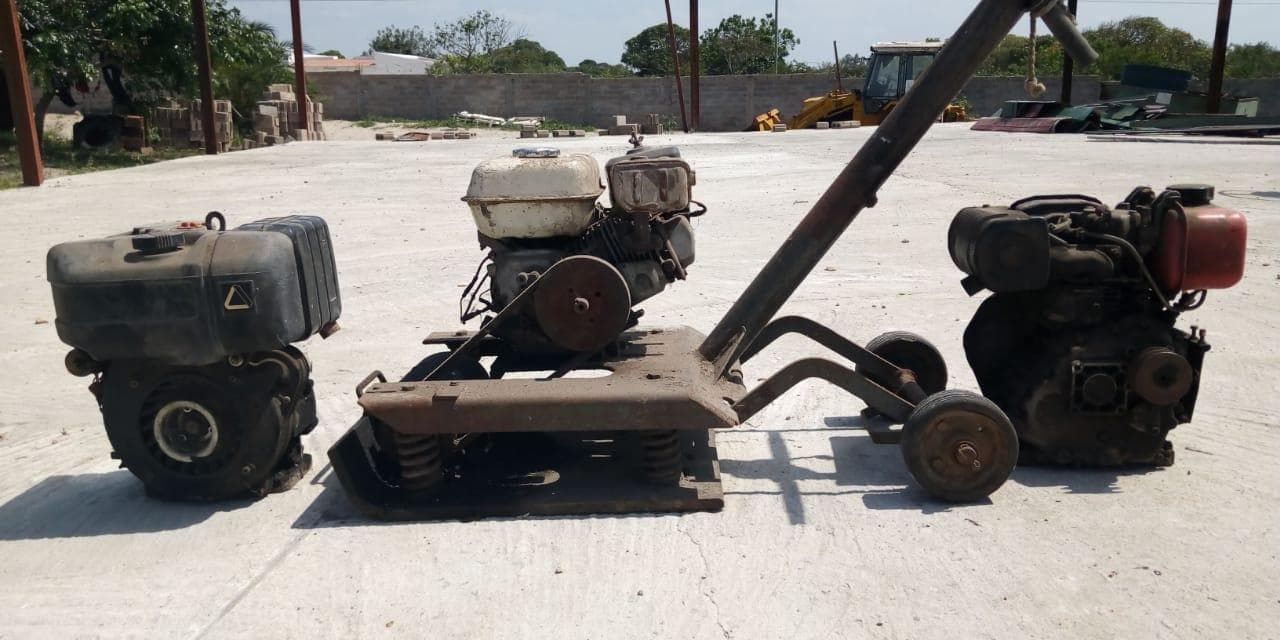 Compactadora e motores · — imagem 1