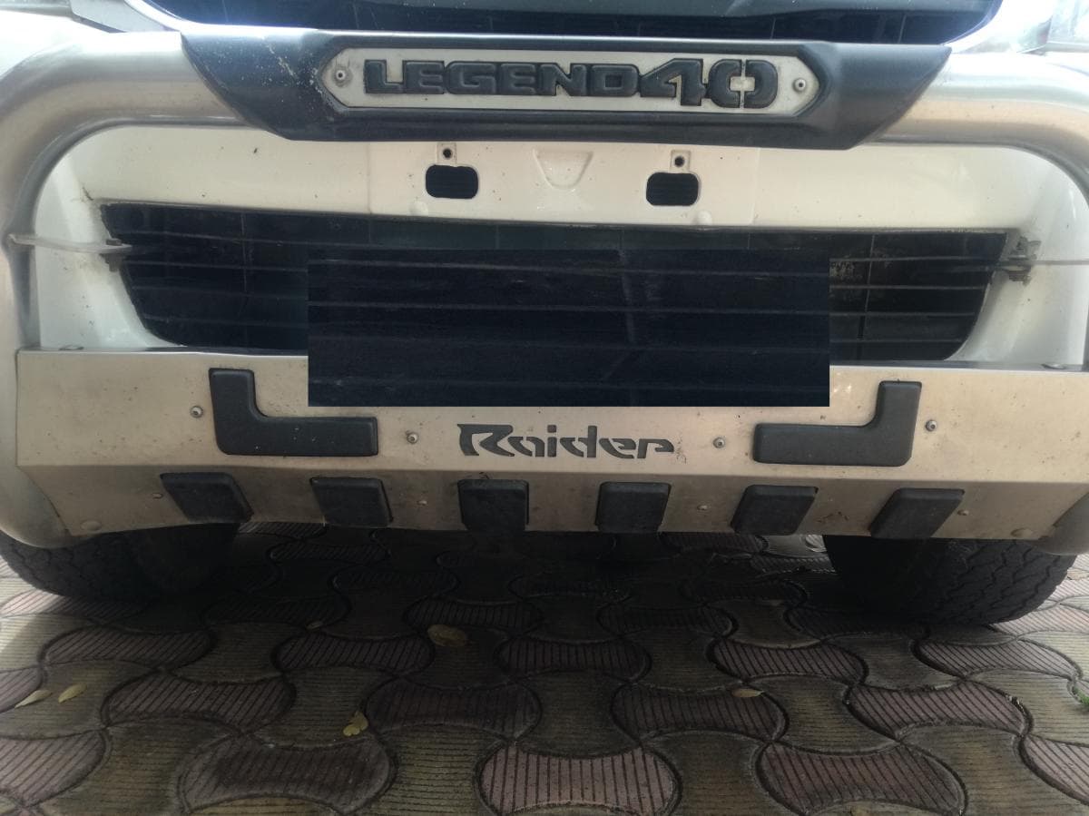 Toyota Hilux Legend · — image 6