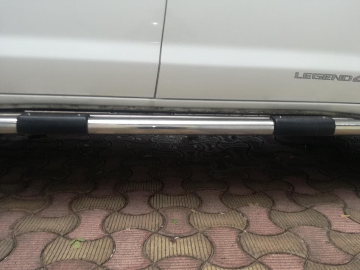 Toyota Hilux Legend · — image 8