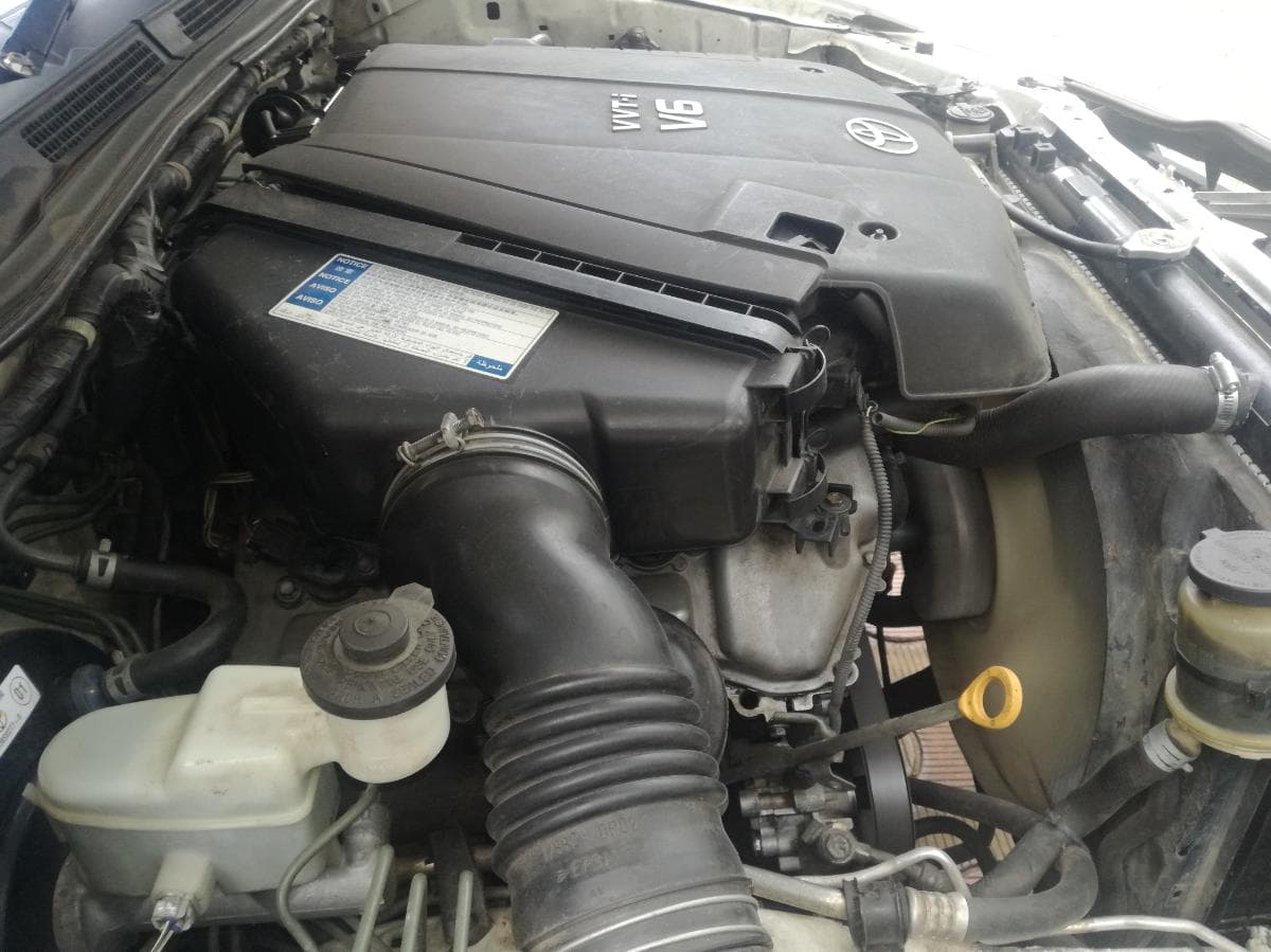 Toyota Hilux Legend · — image 23