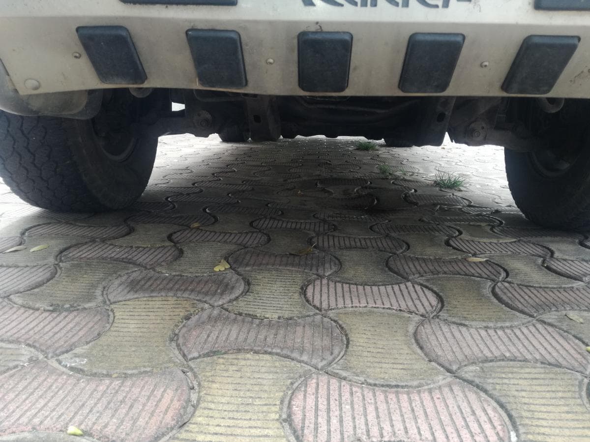 Toyota Hilux Legend · — image 34