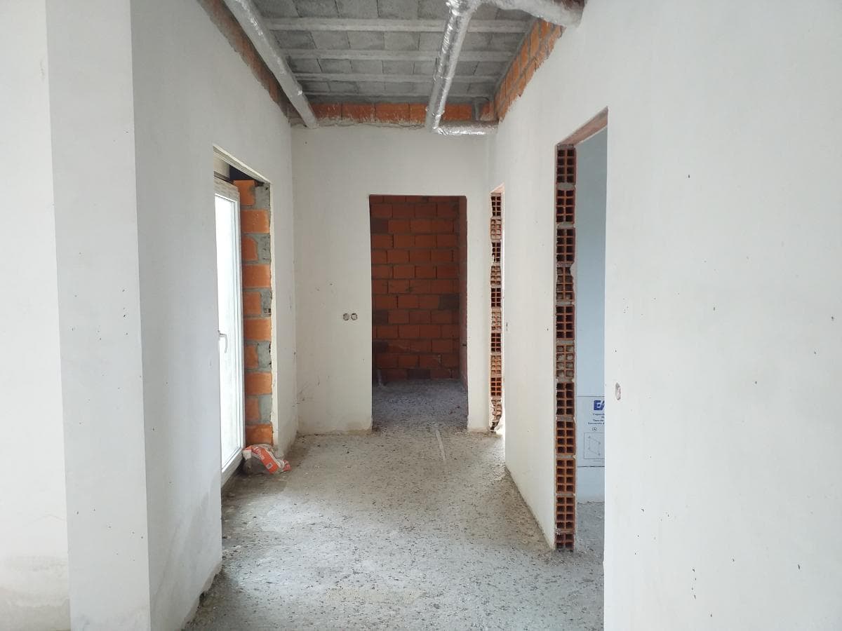 Moradia com Terreno (Benfeitoria) · Sernancelhe, Viseu — imagen 8
