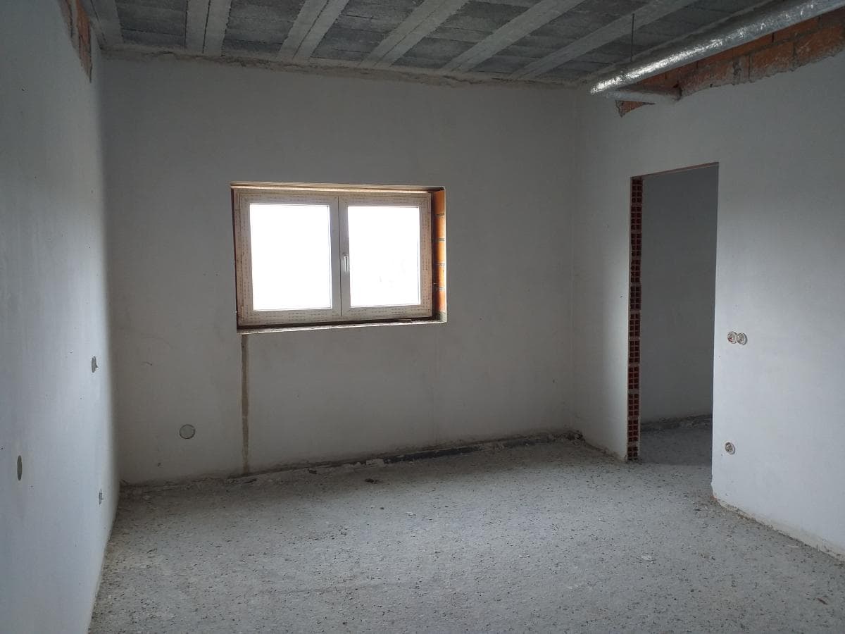 Moradia com Terreno (Benfeitoria) · Sernancelhe, Viseu — imagen 13