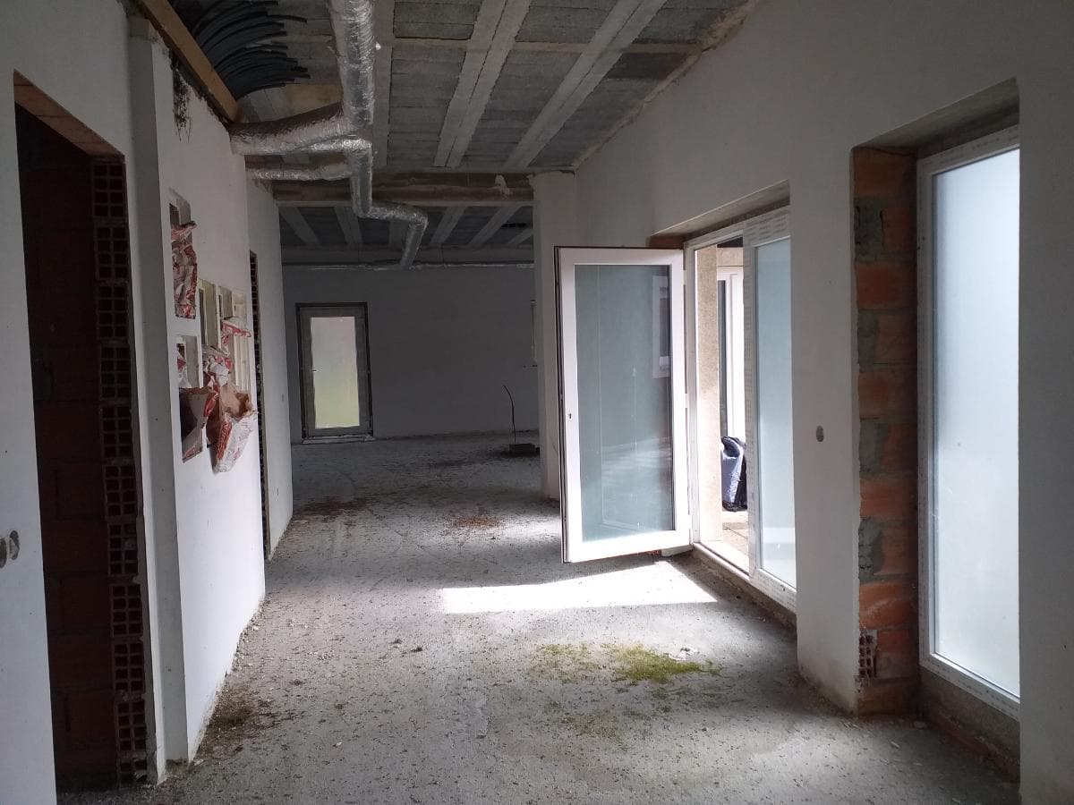 Moradia com Terreno (Benfeitoria) · Sernancelhe, Viseu — imagen 22