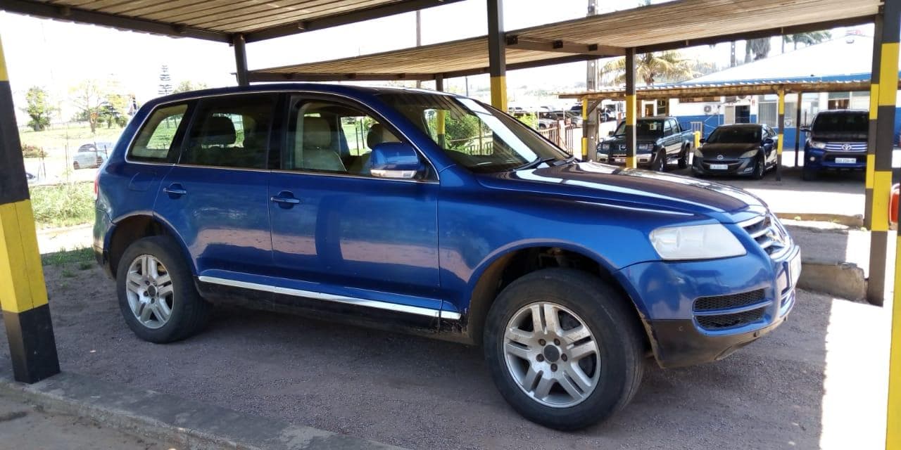 VW Touareg · — image 1