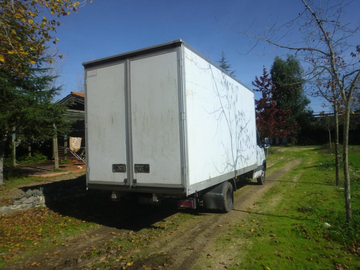 IVECO 35C18 — imagem 2