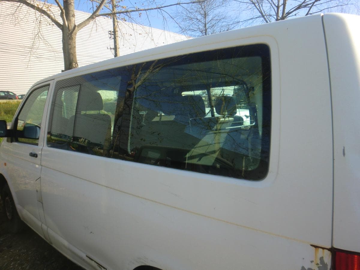 VW TRANSPORTER — image 4