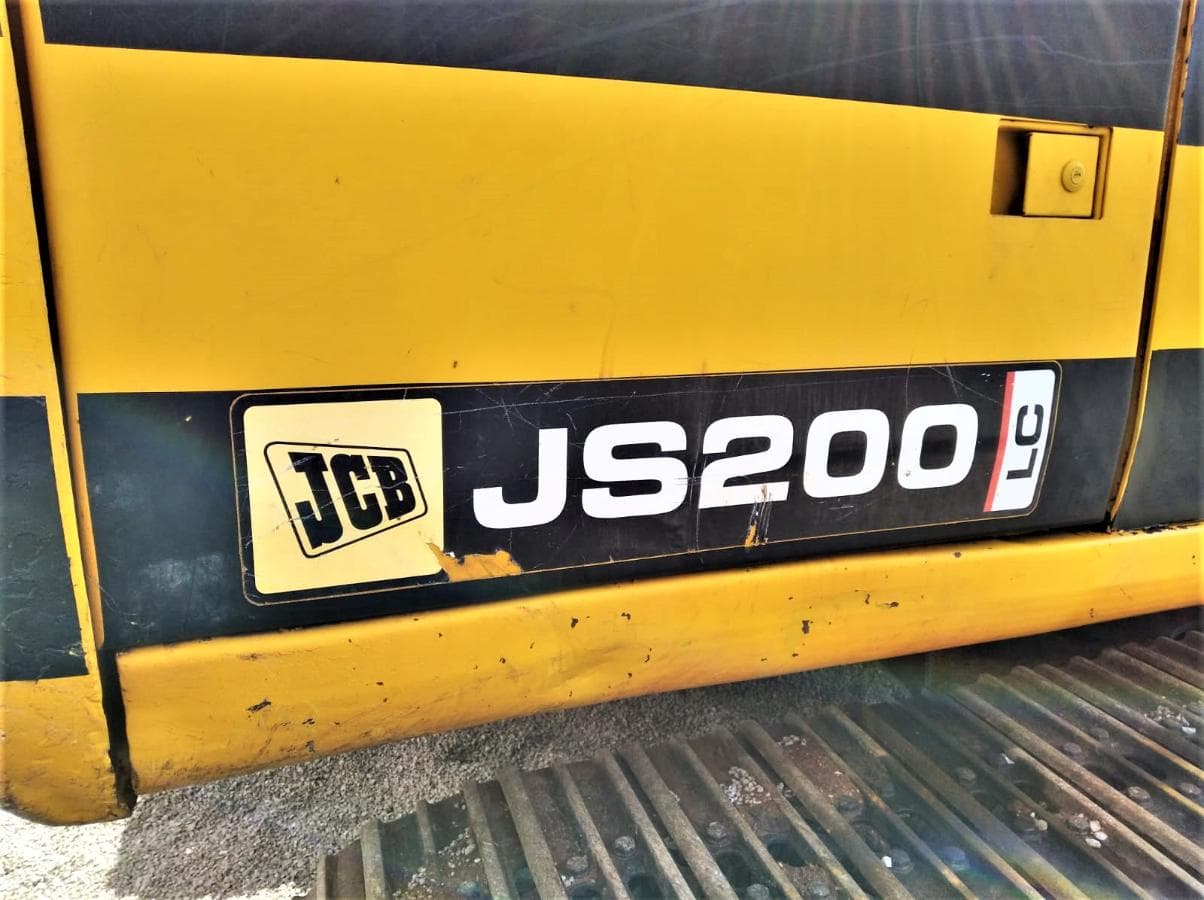 Giratória JCB JS 200 LC — imagem 11
