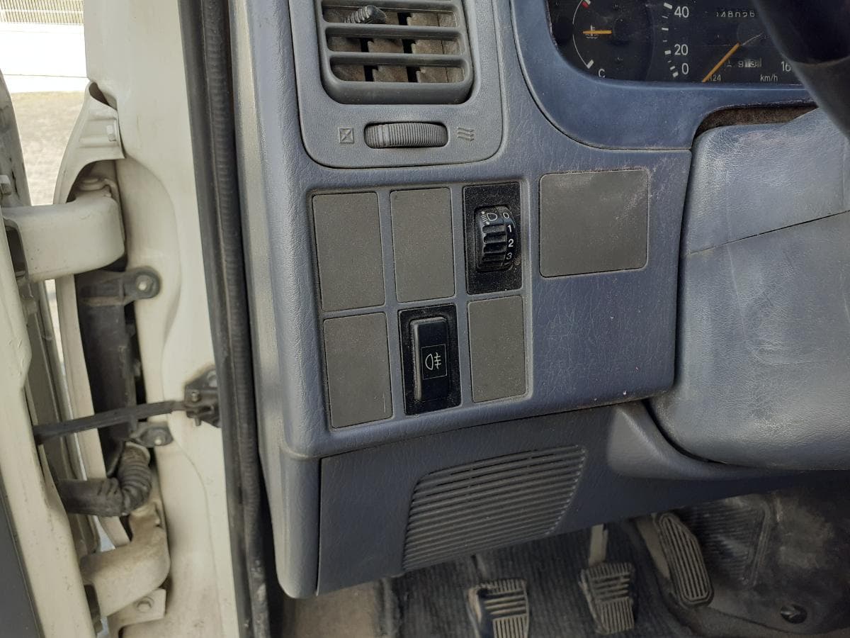 Toyota Hiace 2.4 D · 6 Lugares · Ano 1998 — imagem 16