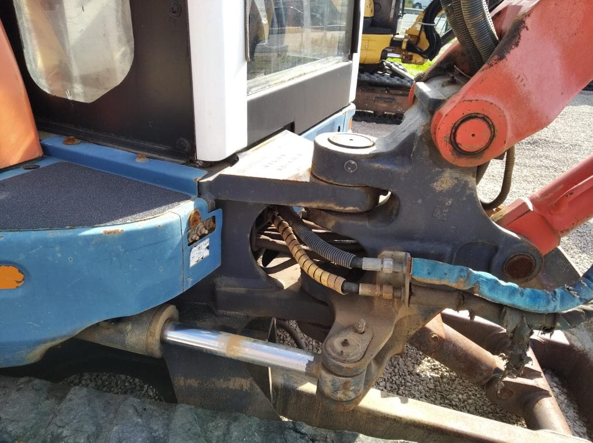 Mini Giratoria Kubota KX91- 3 — imagen 4