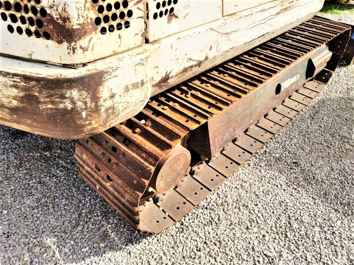 Mini Giratoria Bobcat X335 — imagen 8