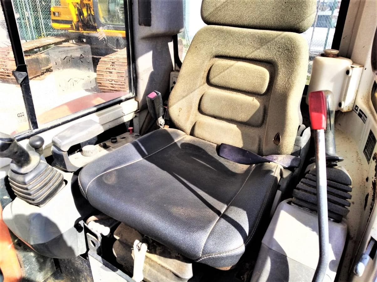 Mini Giratória Bobcat 328 G — imagem 14