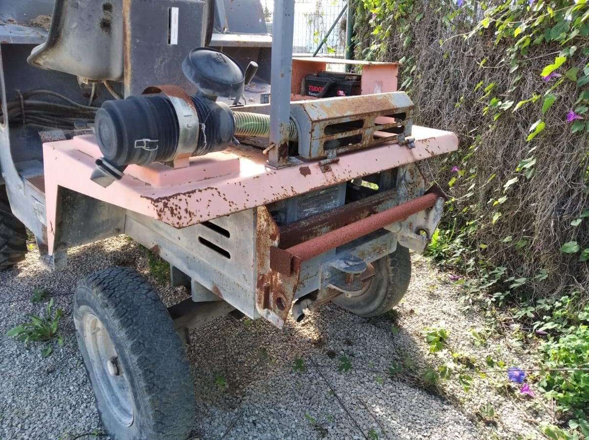 Dumper com pá e vassoura — imagem 8