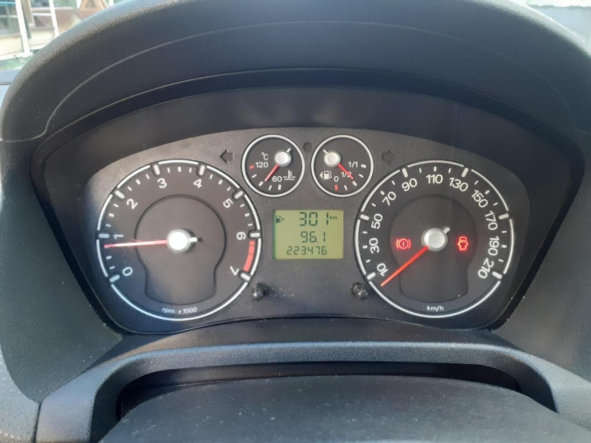 Ford Fiesta · Ano 2006 — image 19