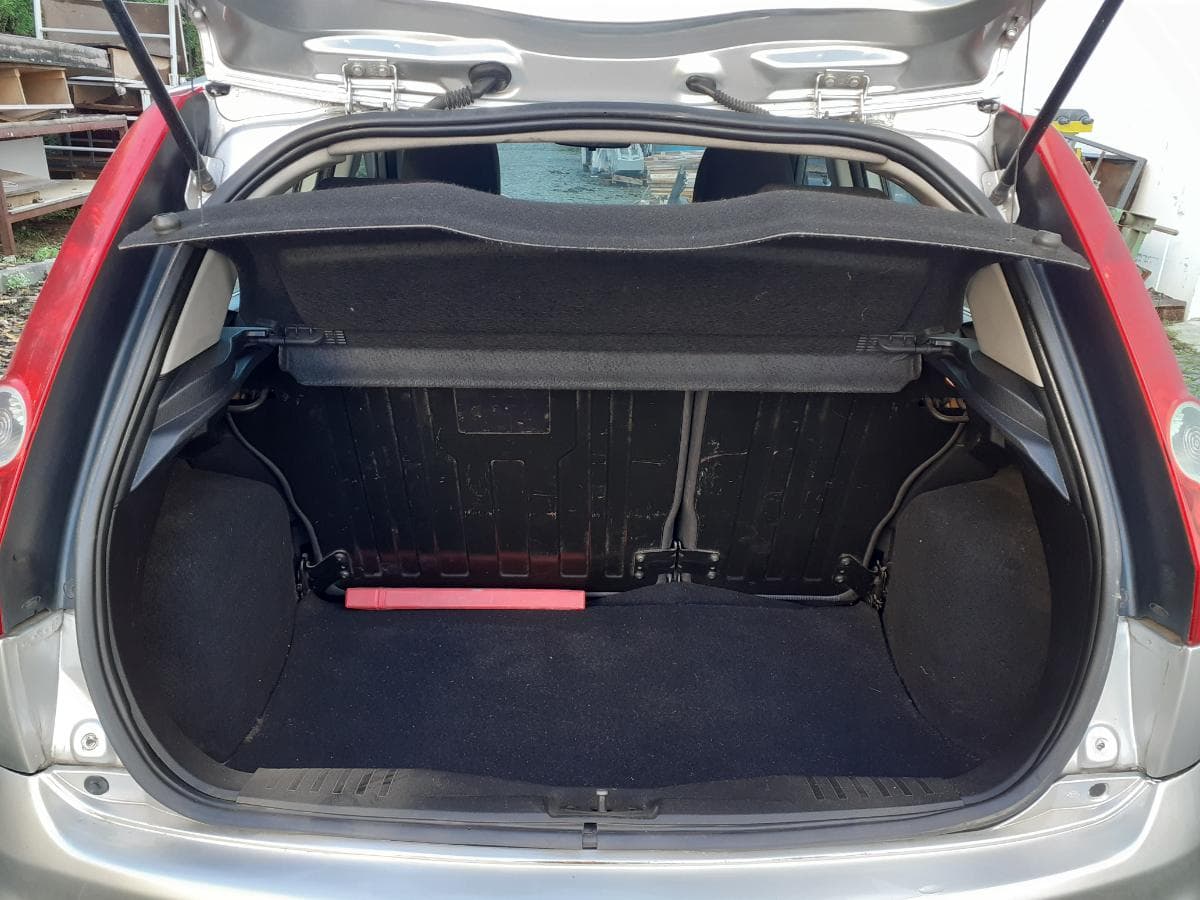 Ford Fiesta · Ano 2006 — image 11