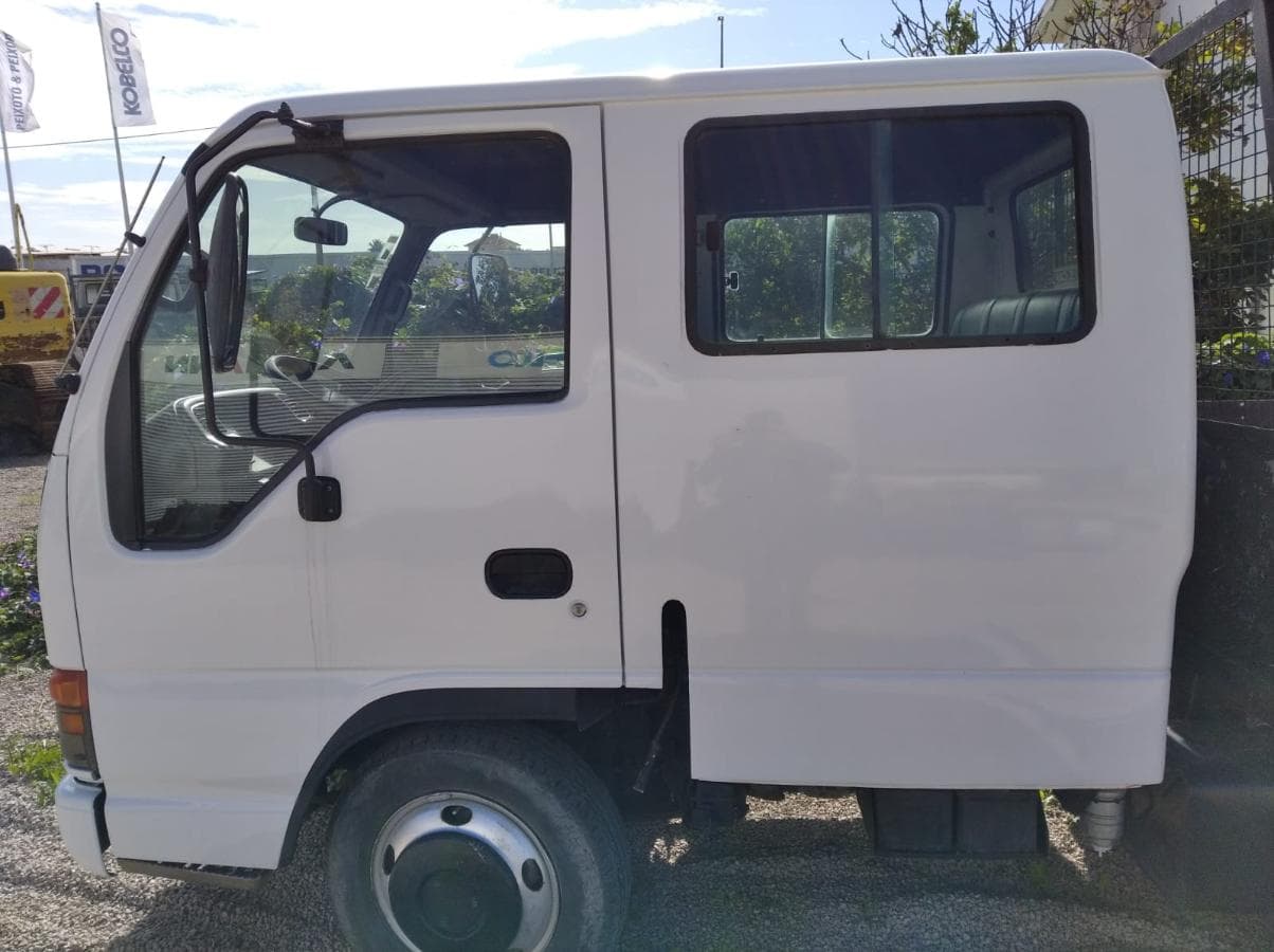 Isuzu NKR 77 L — image 3