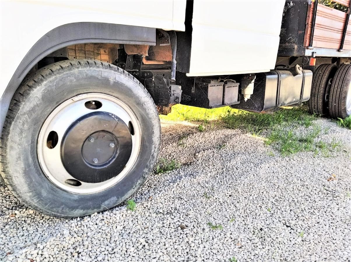 Isuzu NKR 77 L — image 6