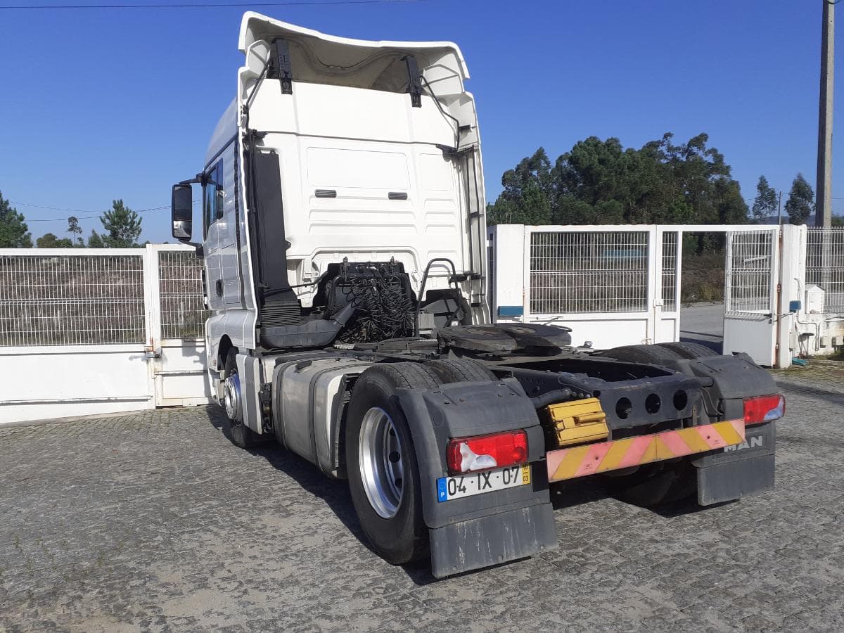 Man TGX 18.440 · Ano 2010 · Kit Hidráulico — imagem 4