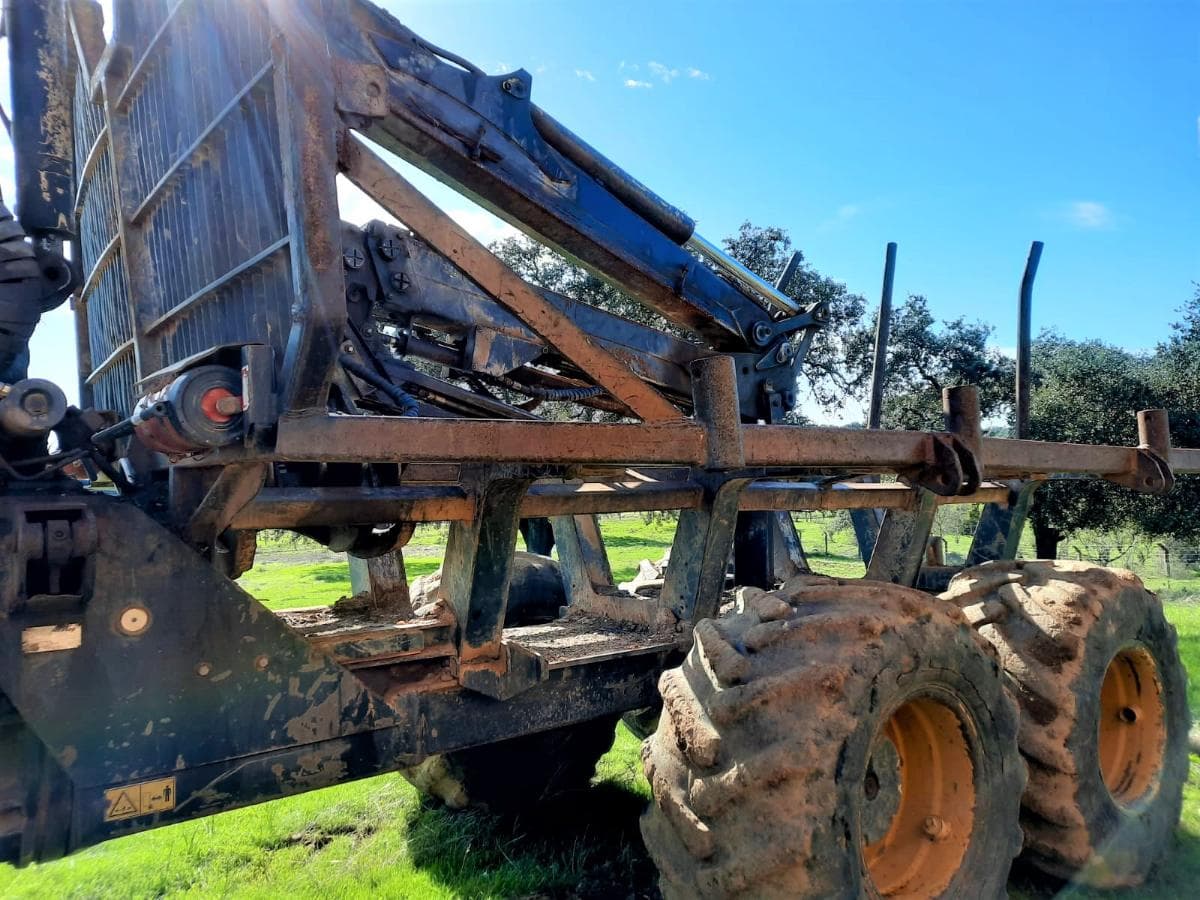 ESPANHA · Autocargador Florestal Cat Ecolog 574 B — imagen 4