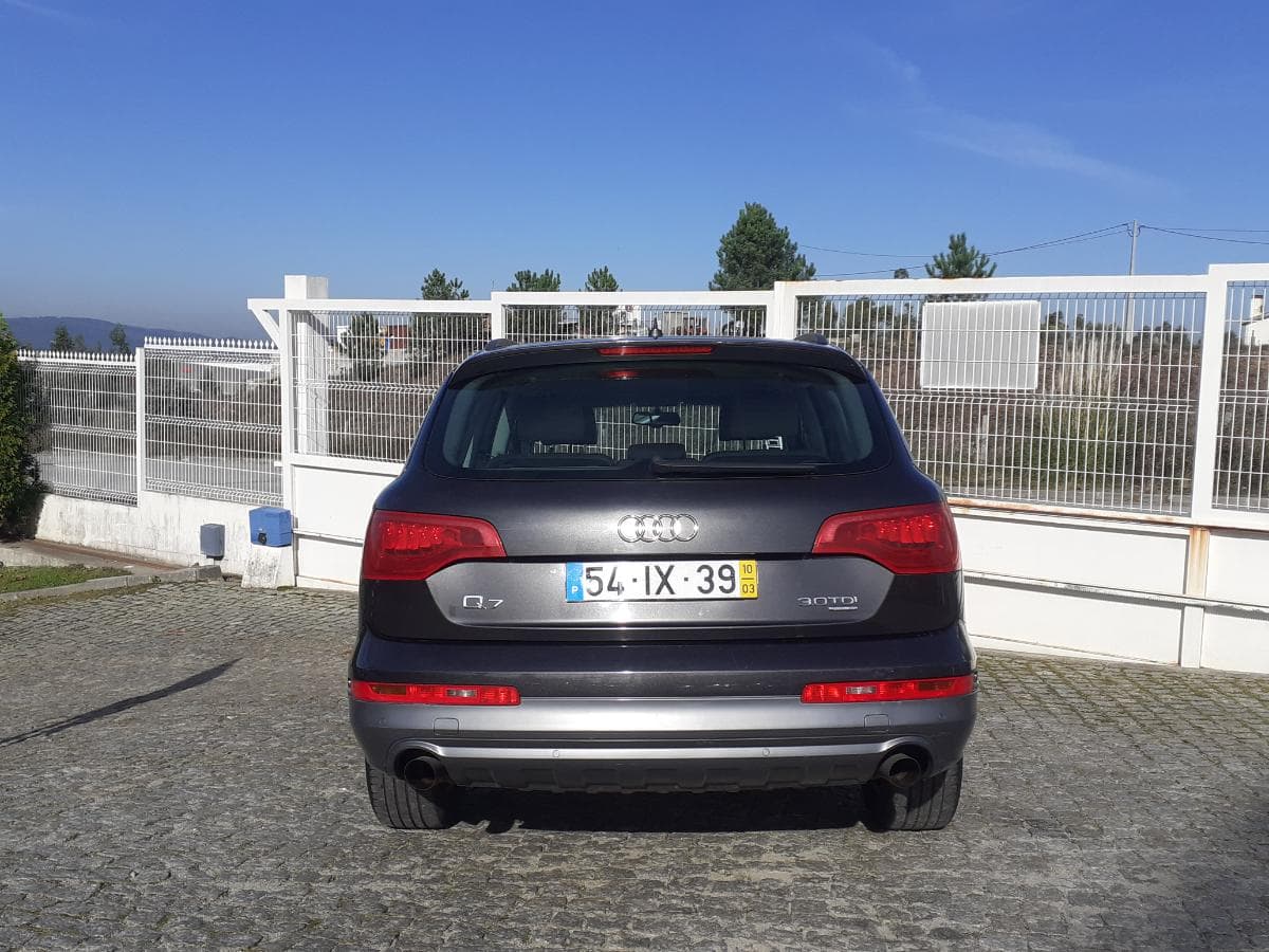 Audi Q7 3.0 TDI · Ano 2010 — imagen 5