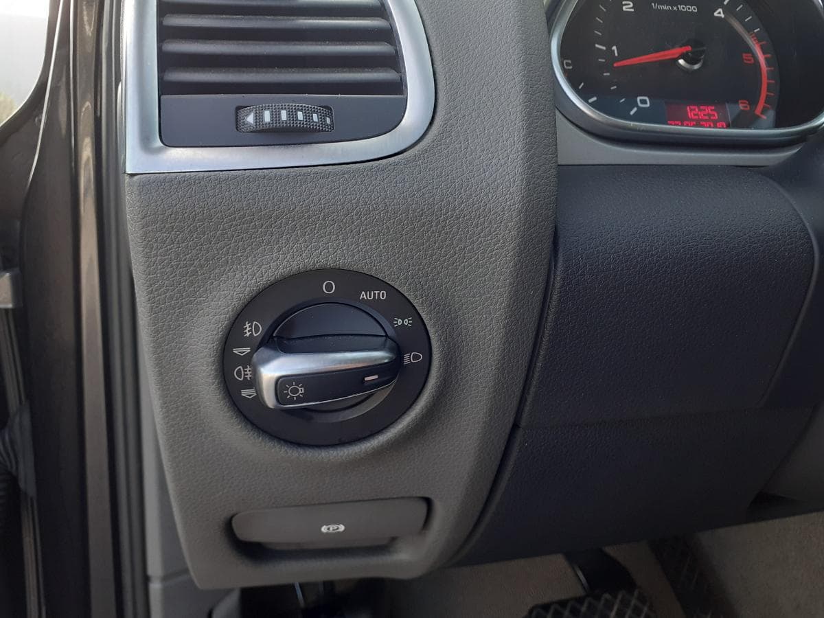 Audi Q7 3.0 TDI · Ano 2010 — imagen 22