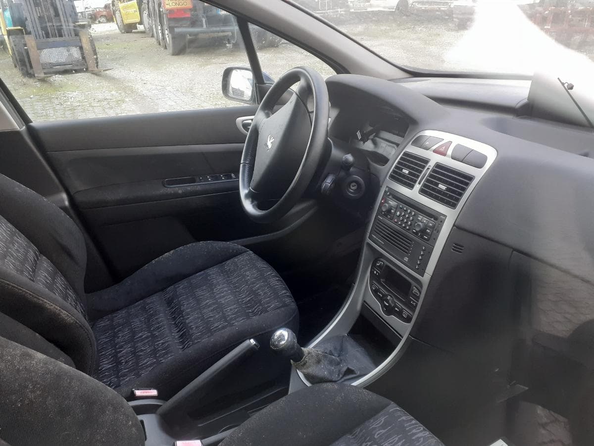 Peugeot 307 1.6HDI — imagem 7