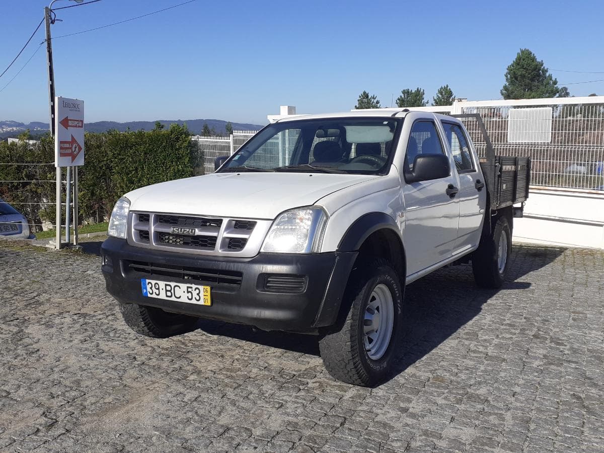 Isuzu Rodeo 2.5 CCD 4x4 · Ano 2006 — imagem 1