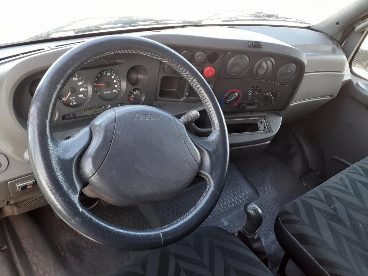 Iveco 65 C15 · Ano 2002 — imagem 15