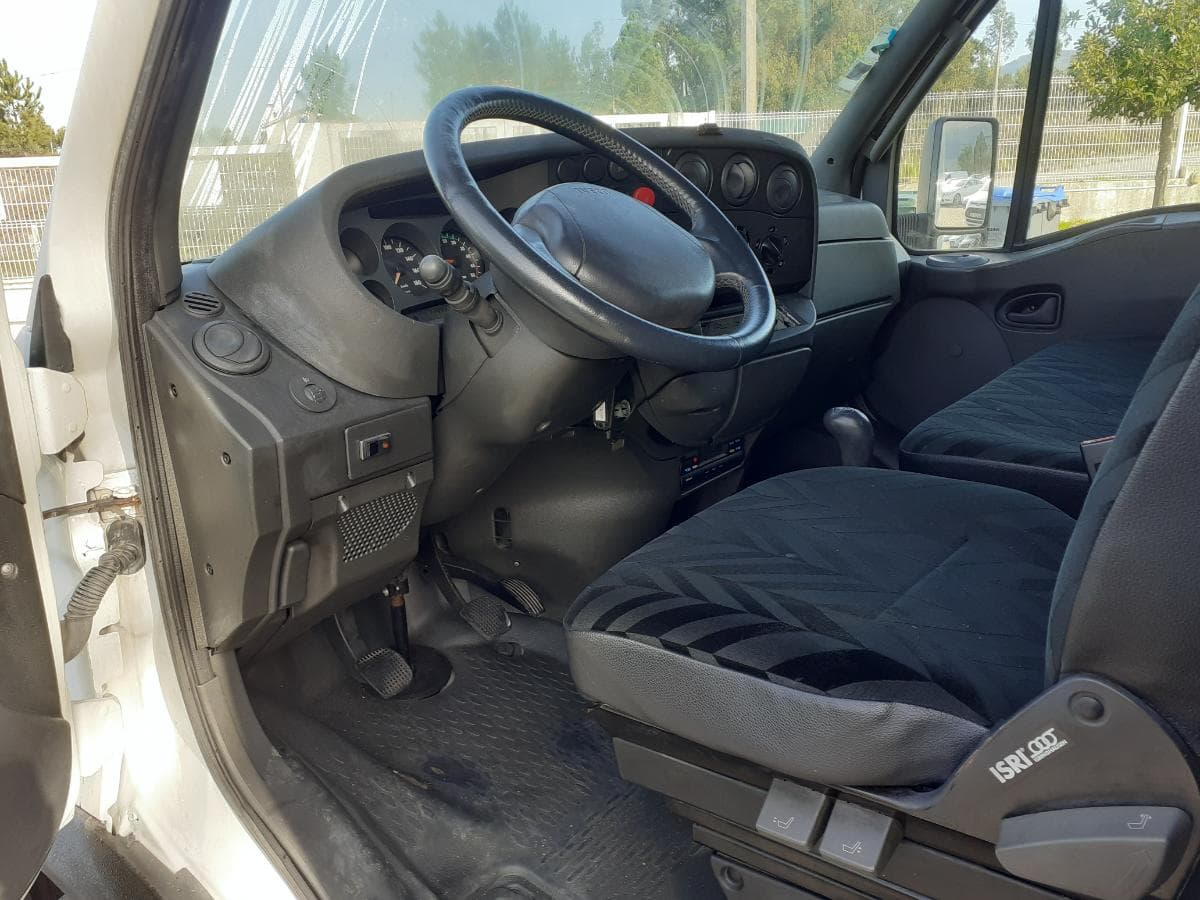Iveco 65 C15 · Ano 2002 — imagem 11
