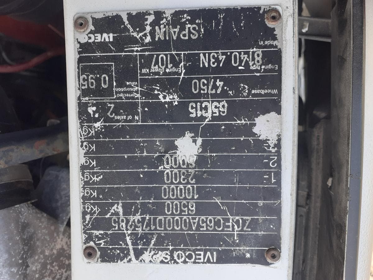 Iveco 65 C15 · Ano 2002 — imagem 9
