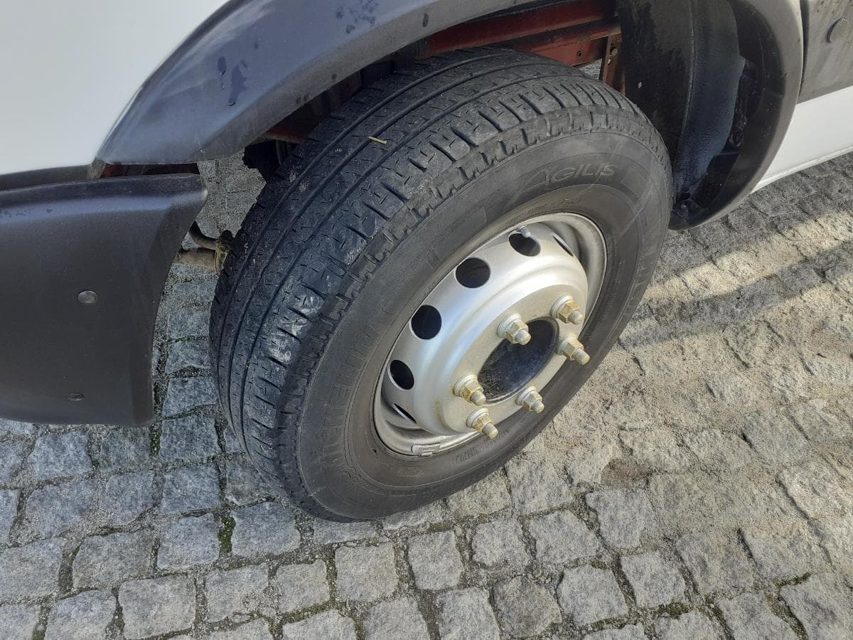 Iveco 65 C15 · Ano 2002 — imagem 10