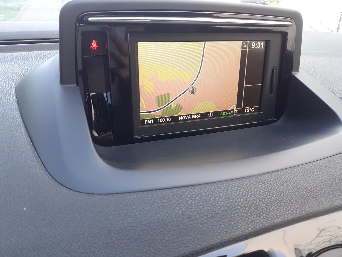 Renault Megáne 1.6 DCI · Ano 2010 — image 21