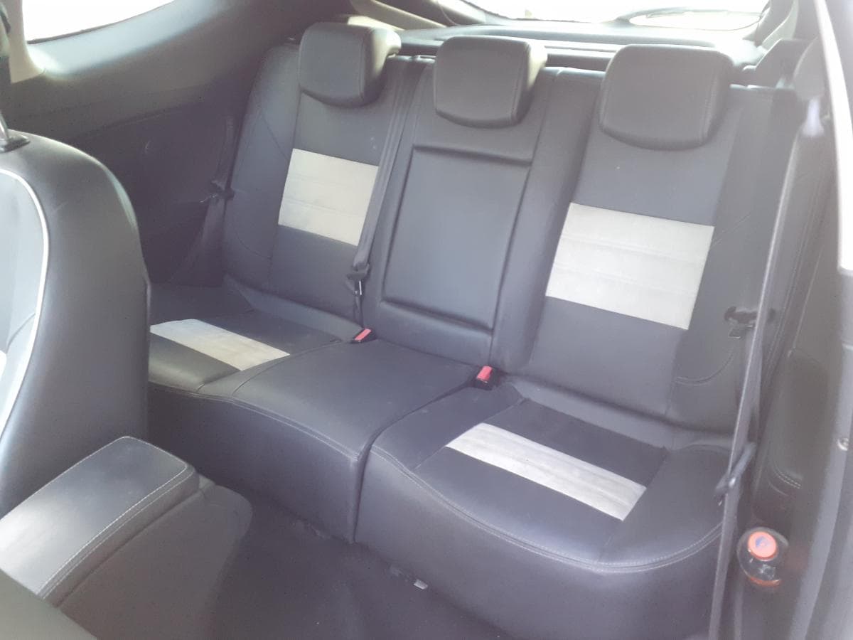 Renault Megáne 1.6 DCI · Ano 2010 — image 28