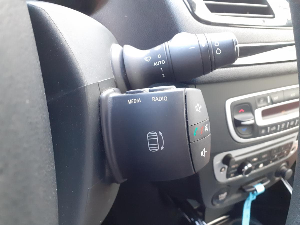 Renault Megáne 1.6 DCI · Ano 2010 — image 31