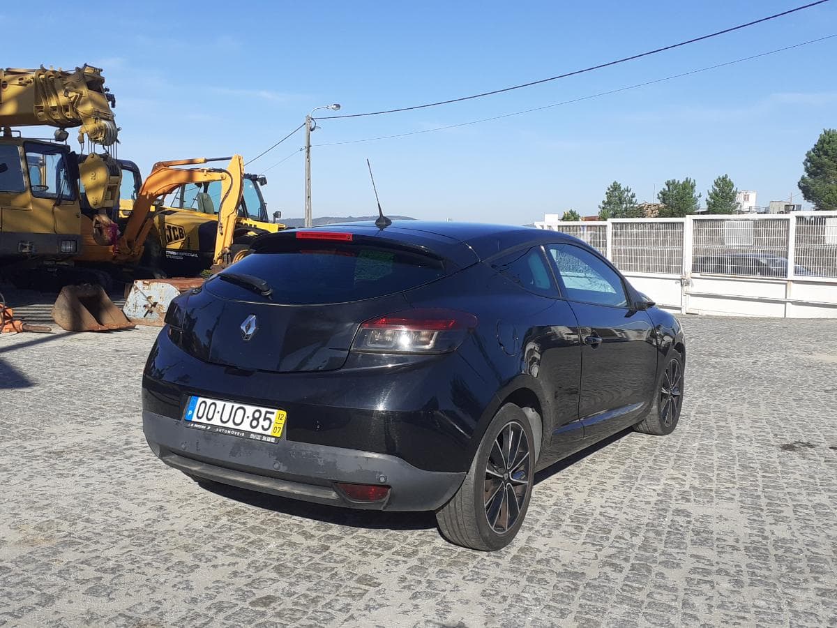 Renault Megáne 1.6 DCI · Ano 2010 — image 4