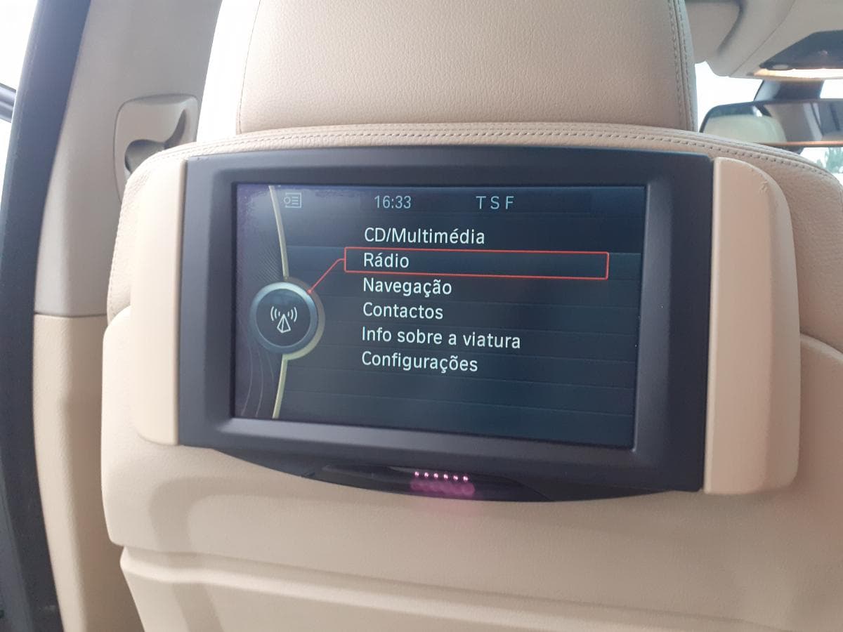 BMW 530D · Ano 2010 — imagem 19