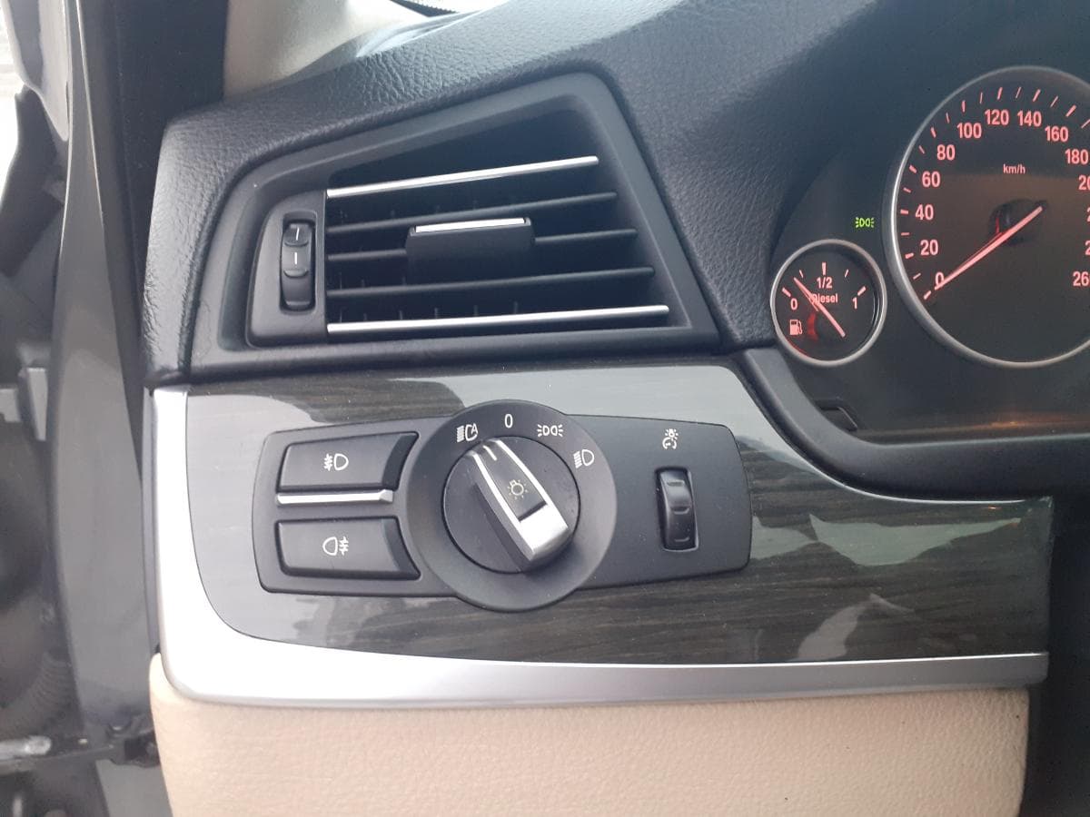 BMW 530D · Ano 2010 — imagem 25