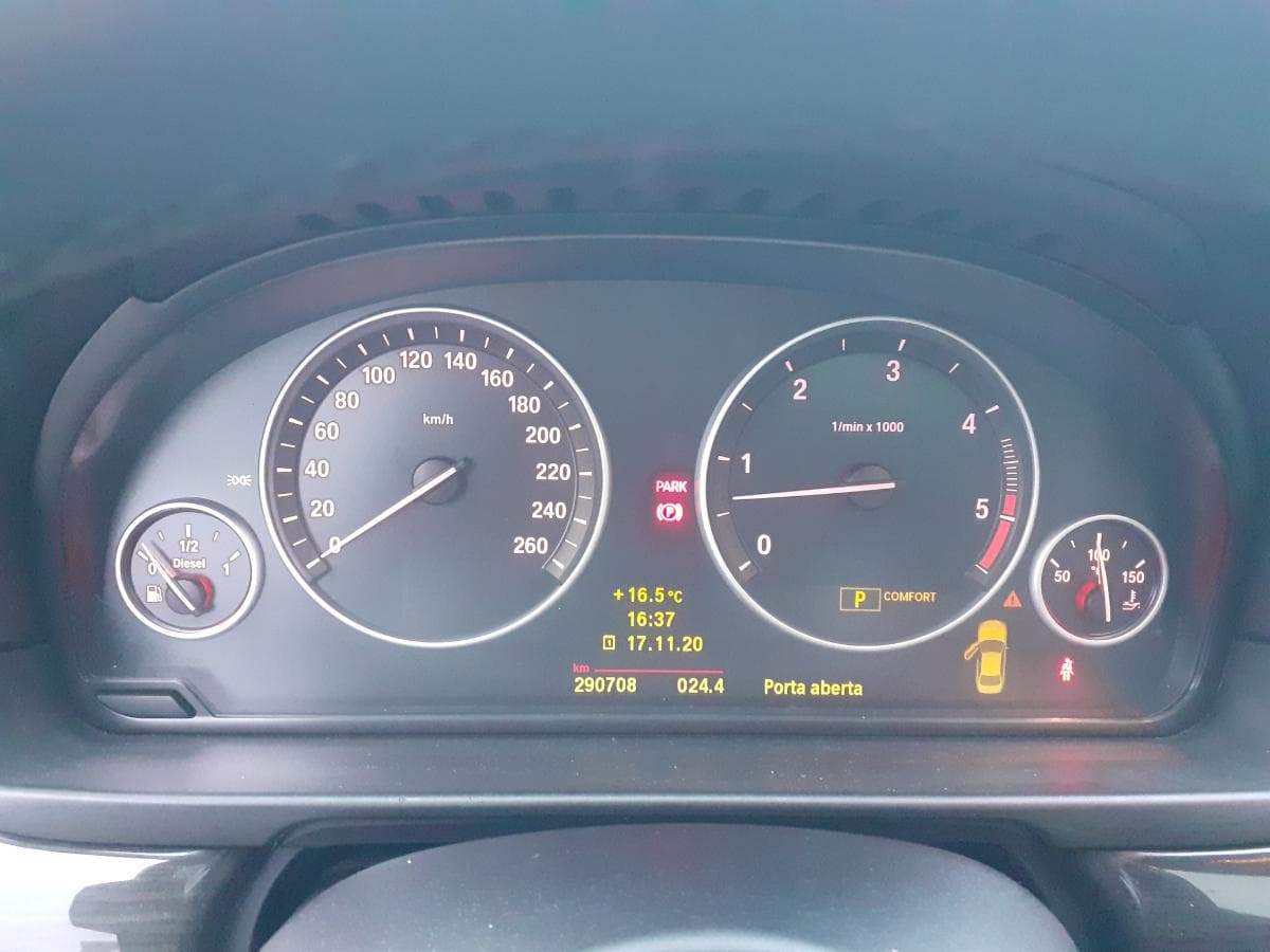BMW 530D · Ano 2010 — imagem 28