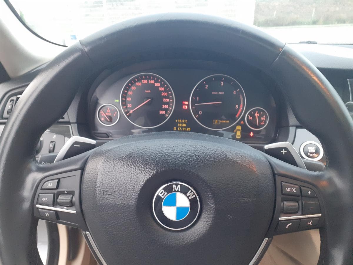 BMW 530D · Ano 2010 — imagem 31